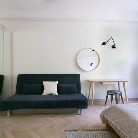 Spacious 3Br Apartment With Ac In Living Room, 2 Balconies Krasków Exterior foto