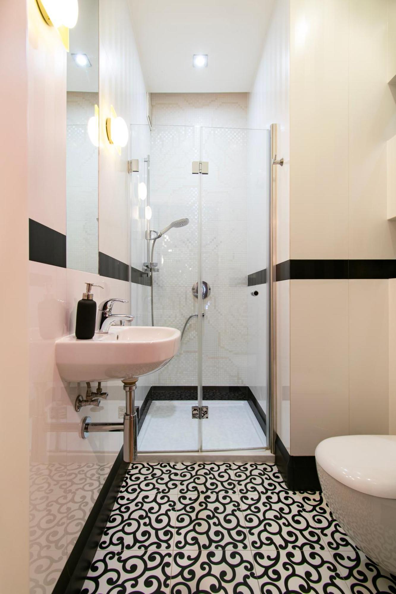 Spacious 3Br Apartment With Ac In Living Room, 2 Balconies Krasków Exterior foto